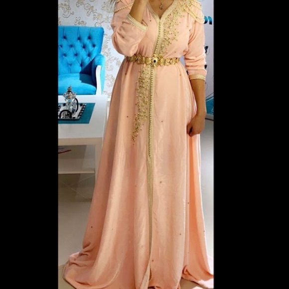 Light Pink Moroccan Kaftan - Picture 1 of 6